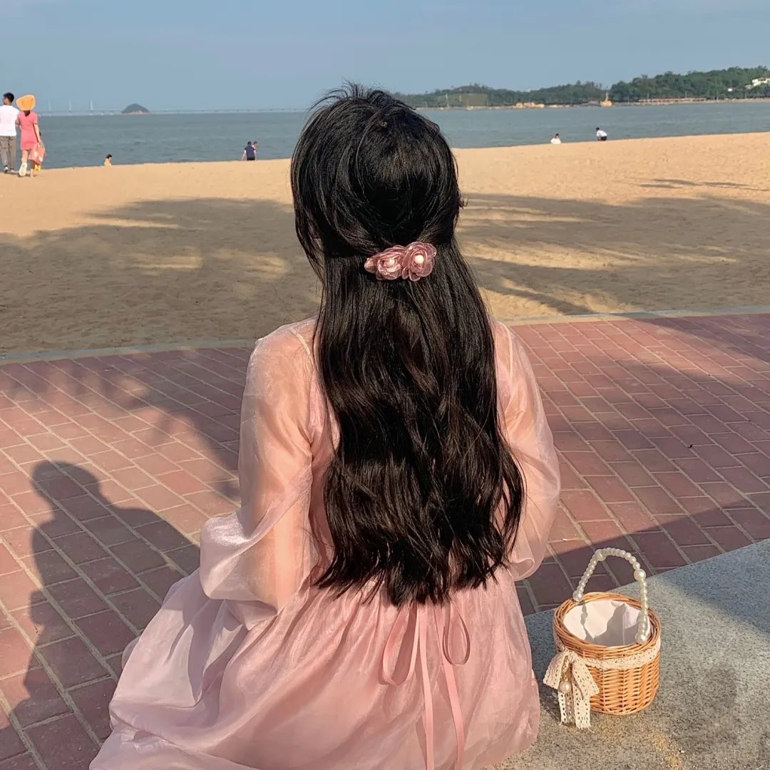 莱斯莉·琼斯：时间机器